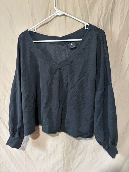 Nike Tops - Nikes crewneck